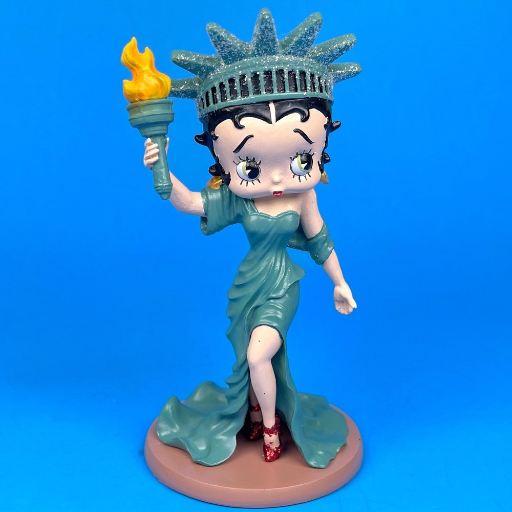 Betty Boop Lady Liberty American Adventure Collection Figurine Green Statue